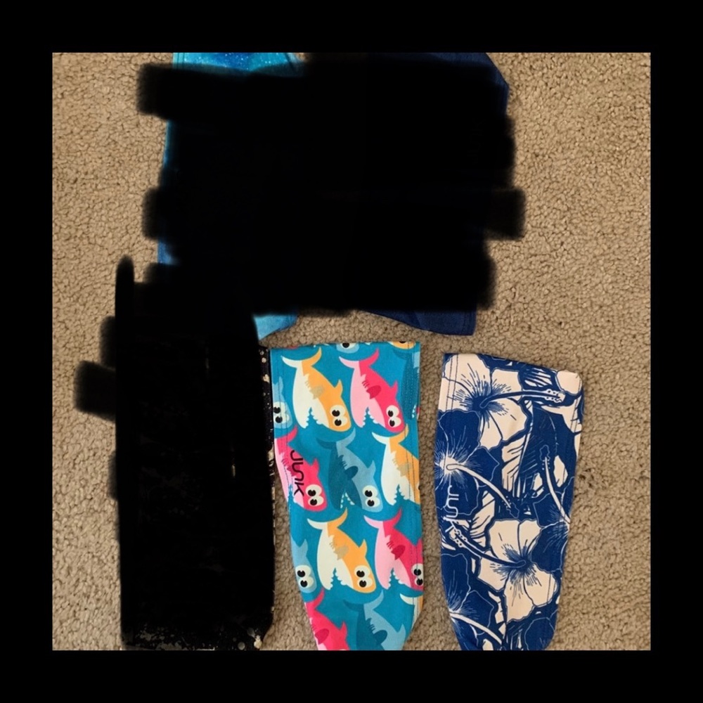 2 pack of Junk Brand Headbands